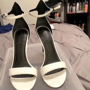 Kendall + Kylie Bright White High Heel Sandal Size 10M